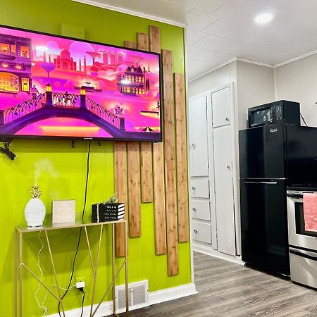 Cozy Buffalo Home-Sleeps 4 Lackawanna 外观 照片